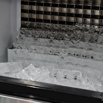 Ice Machine Cubed Ice